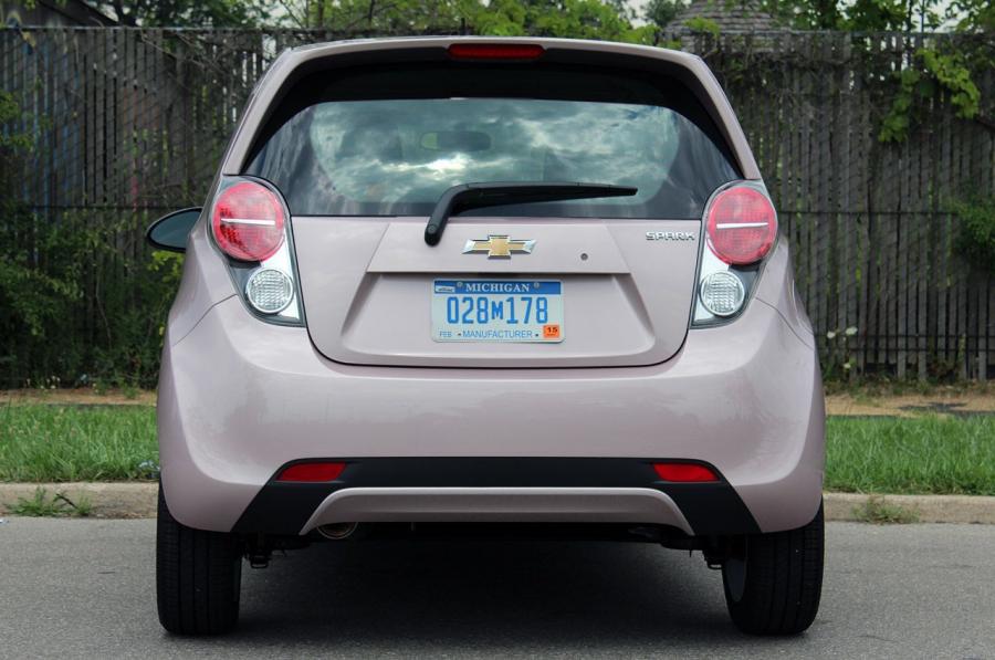  Chevrolet Spark 2013 года  (фото 5 из 204)